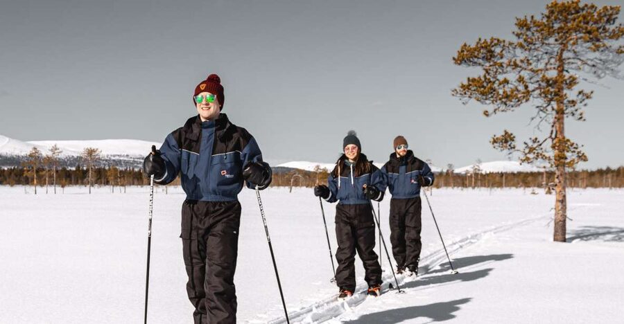Ylläs: Guided Wilderness Ski Tour with Outdoor Lunch - A Kota hut and lunch beside the fire